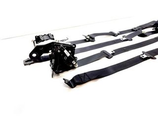 Juego cinturones Mazda 3