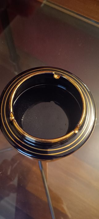 Cenicero de Porcelana Griega con Oro