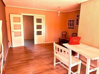 Piso en venta en Juan XXIII en Alicante