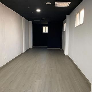 Local comercial en venta en Aspe