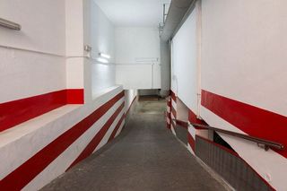 Garaje en venta en Camino de Ronda - Rosaleda en Granada