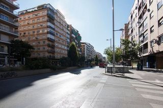 Garaje en venta en Camino de Ronda - Rosaleda en Granada