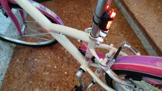 A ESTRENAR! Bici polivalente BTWIN 500 24 pulgadas