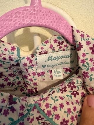 Vestido floral bebé