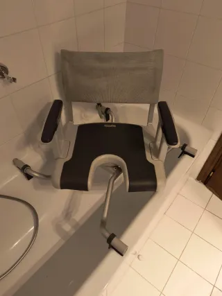 Sedia Girevole Vasca Aquatec