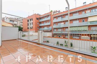 Piso en alquiler en Eixample en Mataró