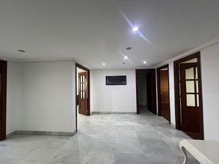 Oficina en alquiler en Centro en Almería