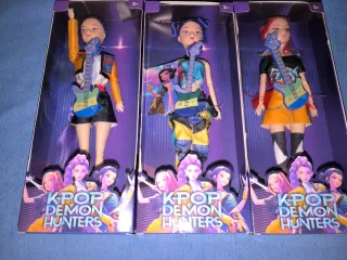 Muñecas K-pop Demon Hunters sin uso