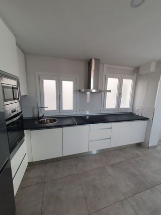 Piso en alquiler en Plaza de Toros - Santa Rita en Almería