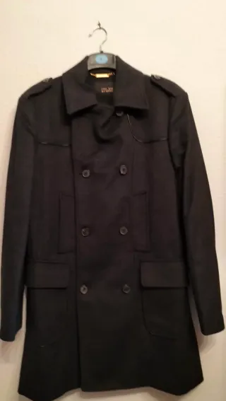 Abrigo de paño gris oscuro