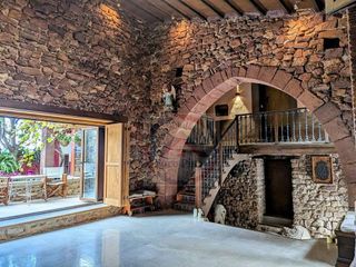 Casa adosada en venta en Vilafamés