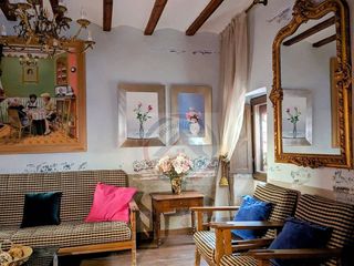 Casa adosada en venta en Vilafamés