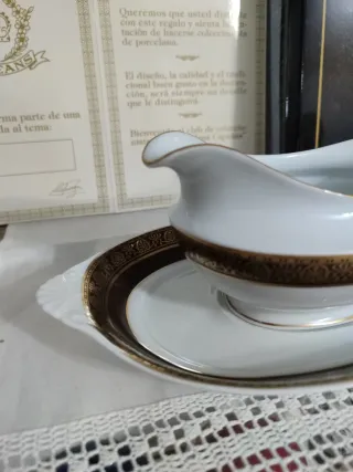 Salsera Capeans Porcelana  Imperial banda oro
