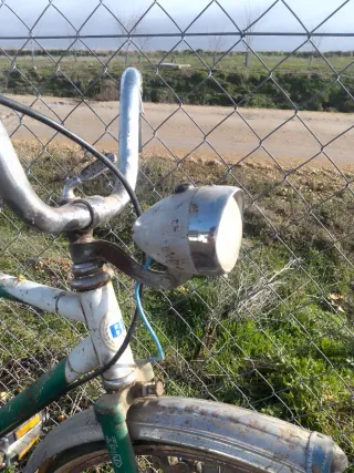 Bicicleta antigua BH