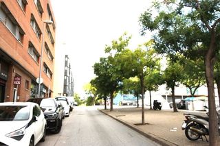 Local comercial en alquiler en Bufalà en Badalona