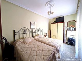 Piso en alquiler en Linares