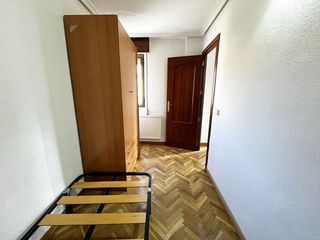 Piso en alquiler en Bellas Vistas en Madrid