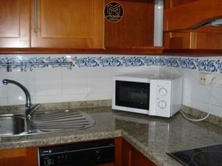 Piso en alquiler en Renfe - Bulevar 1º y 2º Fase en Jaén