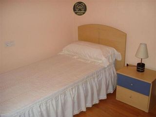 Piso en alquiler en Renfe - Bulevar 1º y 2º Fase en Jaén