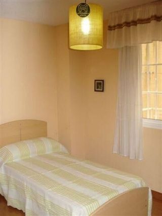 Piso en alquiler en Renfe - Bulevar 1º y 2º Fase en Jaén