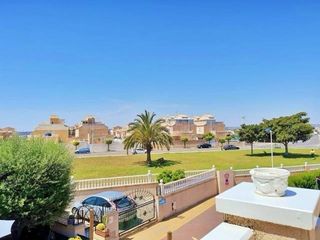 Casa adosada en venta en La Siesta - El Salado - Torreta en Torrevieja