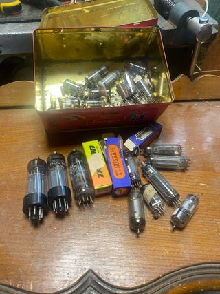 Bombillas de TV Antiguas Todas valen 30