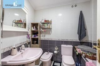 Piso en venta en Cervantes en Granada