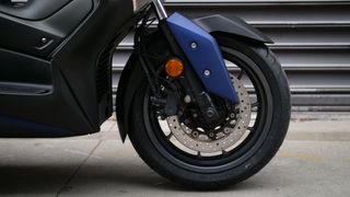 Yamaha XMAX 400 - Maxi Scooter