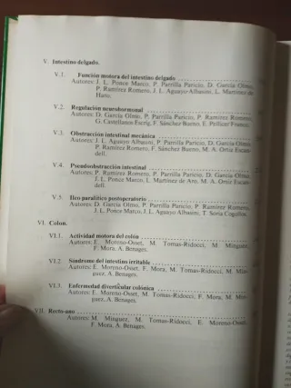 Libro antiguo de medicina aparato digestivo