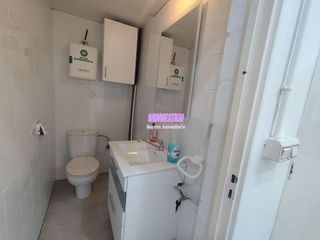 Local comercial en alquiler en Montigalà -Sant Crist en Badalona