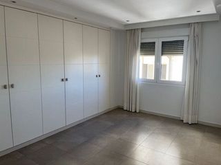 Piso en alquiler en Centro en Almería