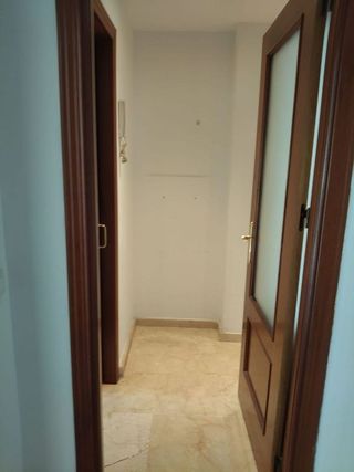 Piso en alquiler en Cruz Roja en Sevilla