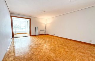 Piso en alquiler en Areal – Zona Centro en Vigo