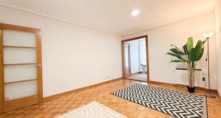 Piso en alquiler en Areal – Zona Centro en Vigo