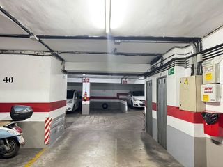 Garaje en alquiler en Nueva Andalucía en Almería