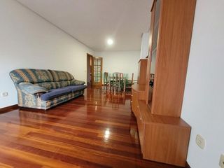 Piso en alquiler en As Lagoas en Ourense