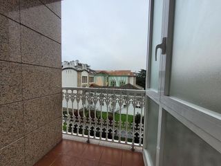 Piso en alquiler en As Lagoas en Ourense