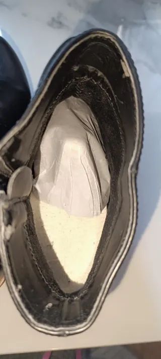 Botines negros de cuña