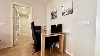 Piso en venta en La Calzada en Sevilla