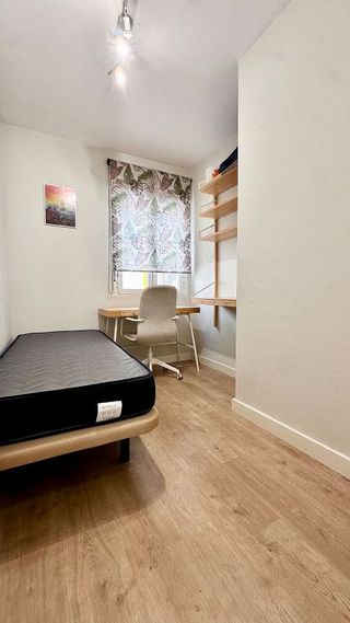 Piso en venta en La Calzada en Sevilla