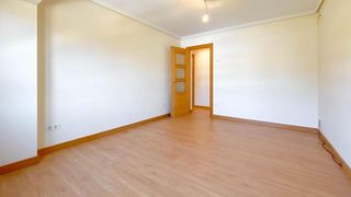 Piso en alquiler en Cuatro Caminos en Santander