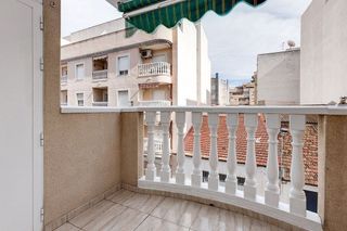 Piso en alquiler en Centro en Torrevieja