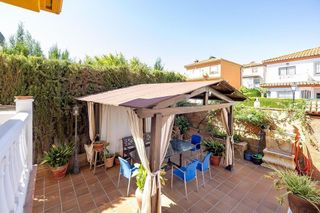 Chalet en venta en Cúllar Vega