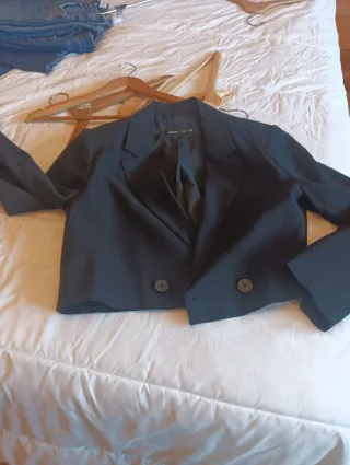 Chaquetas varias,zara,shein,mango. Precio unidad