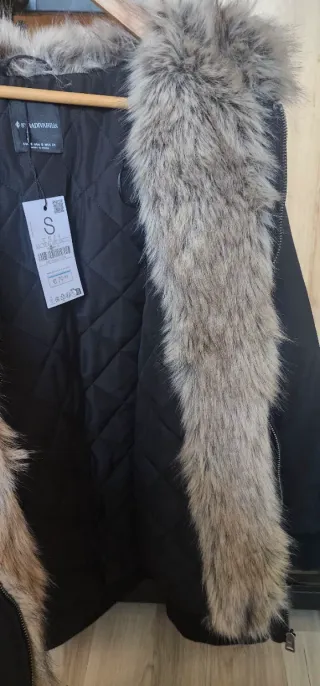 Cazadora bomber forrada chica