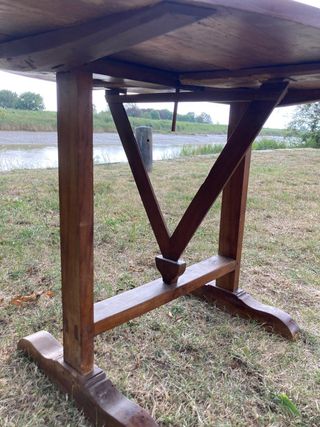 Mesa plegable antigua de vendimia