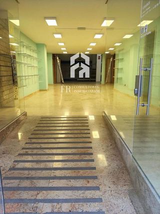 Local comercial en alquiler en Centro en Huelva