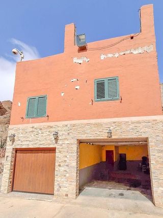 Casa adosada en venta en Gáldar en Gáldar