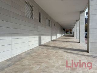Local comercial en venta en Ensanche en Alcalá de Henares