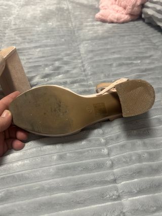 Zapatos de fiesta beige